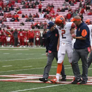 Freshman quarterback Eric Dungey was forced out in the 4th quarter of Syracuse's loss to Louisville after sustaining another head injury.