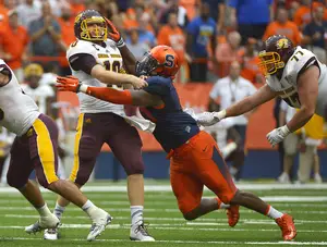 Ron Thompson led Syracuse with seven sacks this past season and will reportedly enter the 2016 NFL Draft.