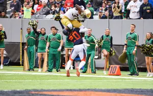Syracuse's Cordell Hudson nearly got hurdled for the second time this season, but he wouldn't let it happen again.