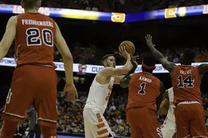 Tyler Lydon scored 16 points and added 10 rebounds in the losing effort. 