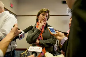 Syracuse Mayor Stephanie Miner announced on Monday her support for a campaign that calls for all qualified drivers to have licenses, regardless of immigration status. 