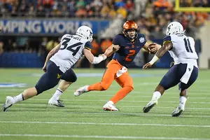 Eric Dungey capped off his career by leading Syracuse to its first 10-win season since 2001. 