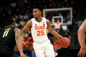 Tyus Battle dribbles at the top of the key in Syracuse's NCAA Tournament loss.