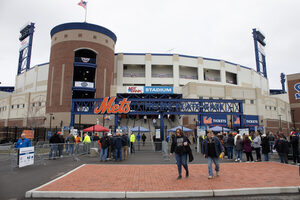 From 1997-2013, the Syracuse Mets brought in 5,000 fans but haven't had the same success since then. Now, with new ownership, attendance is improving