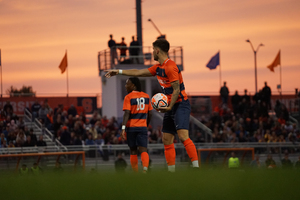 No. 7 Syracuse equalized twice from well-worked set pieces before taking a 3-2 lead over Pittsburgh early in the second half