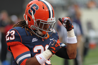 Syracuse Orange running back Prince-Tyson Gulley pumps himself up during his warm up