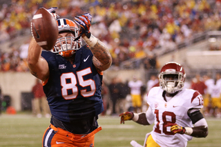 Syracuse Orange tight end Beckett Wales #85 drops a two point conversion in the fourth quarter.