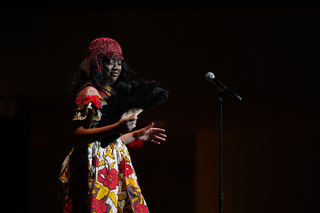 Ifechukwu Uche-Onyilofor’s outfit, which she wears for the traditional portion of the pageant, represents the unity between modern and traditional Africa.