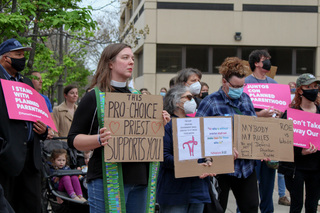 Clergy members gathered amongst the crowds and showed their support for pro-choice individuals. 