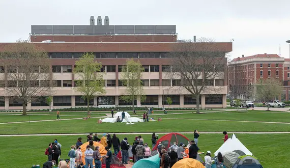 Gallery: Photos from 1st 48 hours of SU's encampment