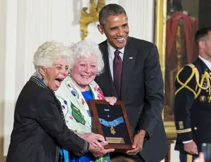 (From Left) Ina Bass and Elsie Shemin-Roth accepted the Medal of Honor on behalf of their late father, Sgt. William Shemin, from President Barack Obama on Tuesday.