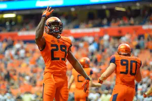 Devante McFarlane was one of a core of SU running backs that helped compliment Eric Dungey and lead Syracuse to a win.