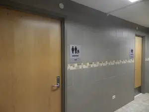 Syracuse residence halls should have gender inclusive individual bathrooms so that students of all identities feel safe.
