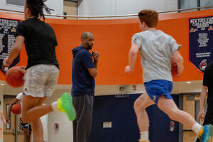 Syracuse great Preston Shumpert never saw himself coaching. Now, he’s leading an undefeated JV boys’ team at Liverpool High School.