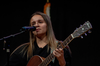 Senior Remembrance Scholar Caroline Bergan performed her original song “Dear Stranger.” Her song was dedicated to the victims of Pan Am flight 103 and all of the friends she has that were once strangers to her. 