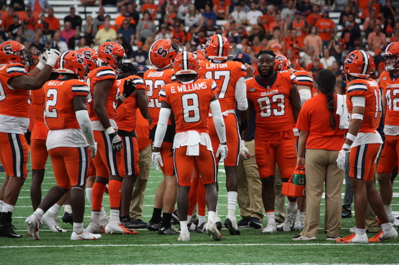 Clemson tight end returns from one-year suspension for banned